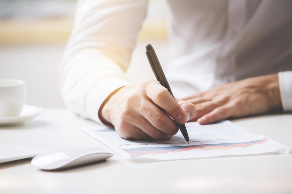 دراسة تحديد استراتيجية فئة المستثمرين في السوق الموازية